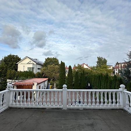 Lezzet B&B Pokoj Goscinny & Turkishrestaurant Warszawa Exteriör bild