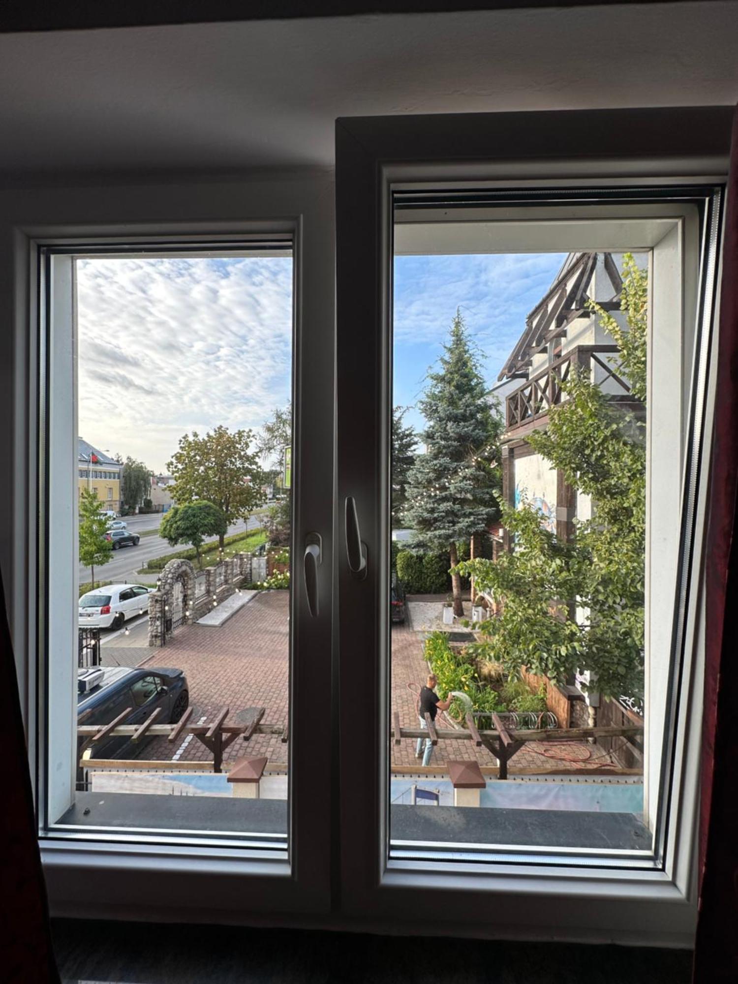 Lezzet B&B Pokoj Goscinny & Turkishrestaurant Warszawa Exteriör bild