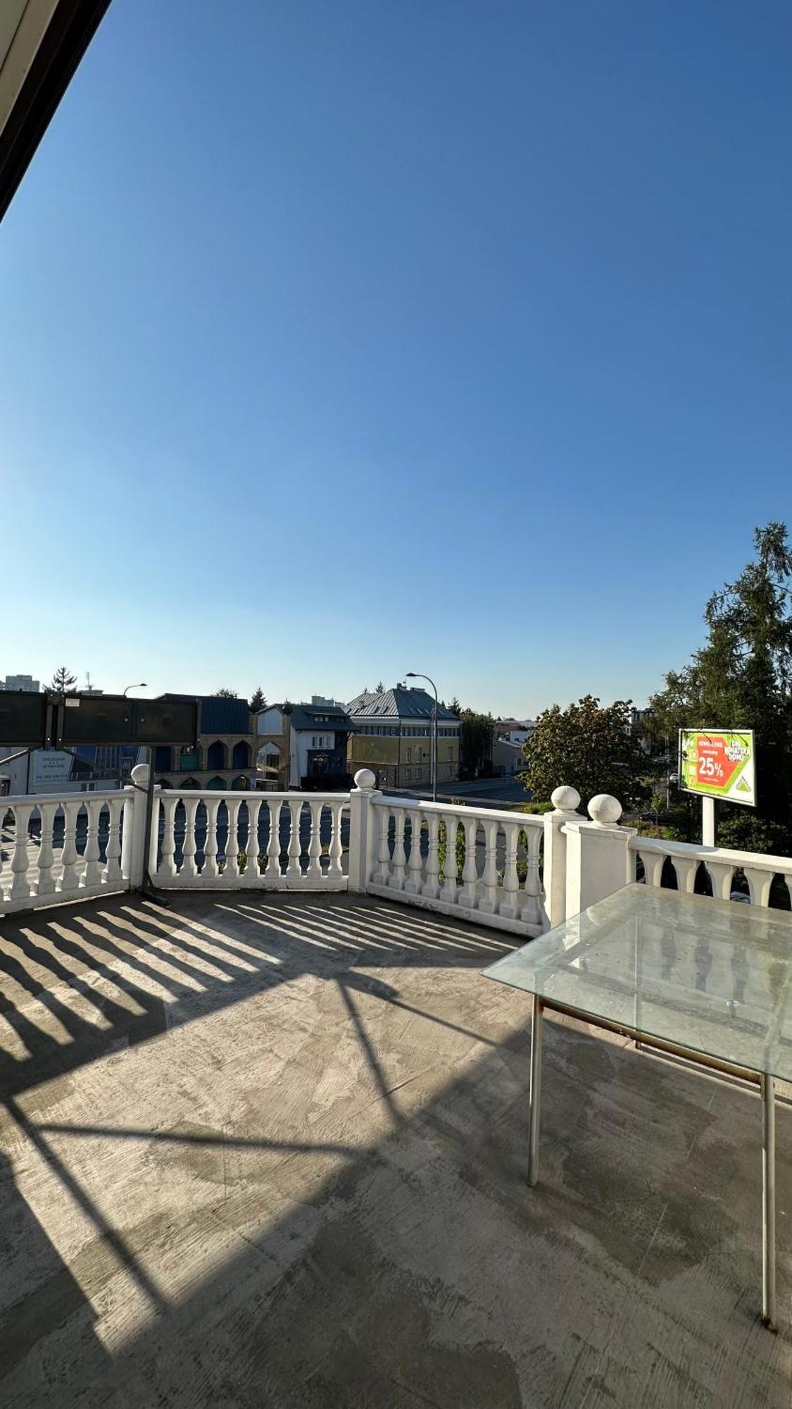 Lezzet B&B Pokoj Goscinny & Turkishrestaurant Warszawa Exteriör bild