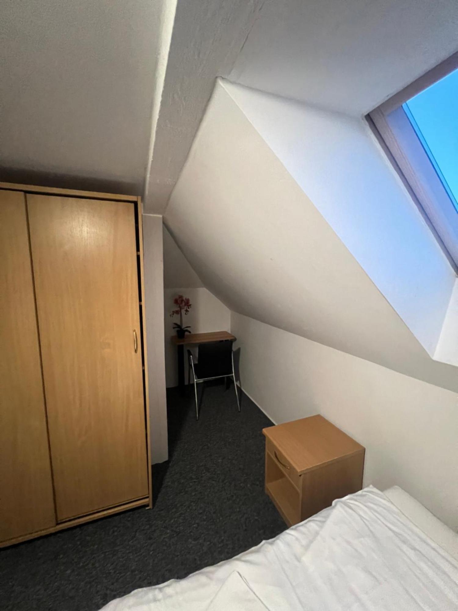 Lezzet B&B Pokoj Goscinny & Turkishrestaurant Warszawa Exteriör bild